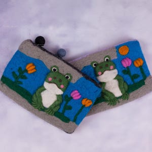Silly Frog Wool Felt Zippered Coin Pouch Collection – 8.0 in x 5.5 in – Felted Cosmetic Bag, Phone Bag, Coin Purse|Various Collections