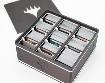 MTG TCG Storage Box compatible with Magic the Gathering | Holds up to 1650 Magic Trading Cards, 6 Card Dividers, MTG Gift | 3D Printed Storage