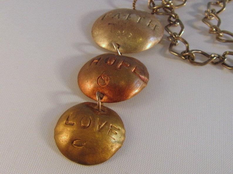 Necklace with Metal Discs Pendant