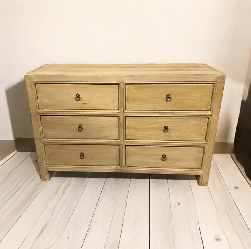 6 Drawer Elm Wood Dresser – Rustic Farmhouse Chest with Brass Pulls – Solid Wood Bedroom Storage Cabinet