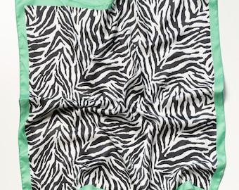 Pañuelo de satén para el cuello, pañuelo rojo con estampado de cachemira, pañuelo para la cabeza, diadema, pañuelo cuadrado, tacto suave y sedoso, regalo elegante para su bolso, bufanda, accesorios para el cabello