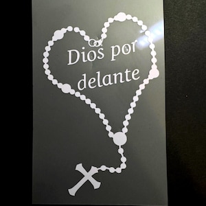 Calcomanía Dios Por Delante