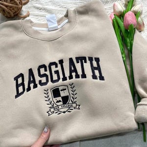 Borduur sweater vierde vleugel, sweater Basgiath War College, sweater Dragon Rider, sweatshirt met boekenlegger, fourth Wing-merchandise