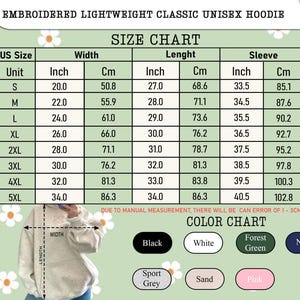 Puede incluir: Tabla de tallas para una sudadera con capucha unisex cl&aacute;sica ligera bordada. La tabla incluye medidas en pulgadas y cent&iacute;metros para el ancho, largo y largo de manga, desde la talla S hasta la 5XL. Colores: negro, blanco, verde bosque y azul marino.