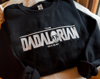 Bluza z haftem Dadalorian, Bluza z haftem dla taty, Koszulka na prezent dla męża, Koszulka dla świeżo upieczonego taty, Koszulka na Dzień Ojca, Koszulka dla taty Starwars