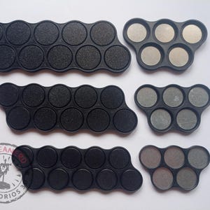 Magnetic Movement Trays for Miniatures – Warhammer 40k, Age of Sigmar & Wargaming Bases – 25mm, 28.5mm, 32mm, 40mm image 5