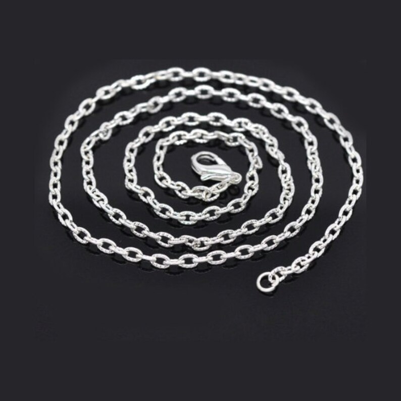 Silver Plated 2.8 mm Wide for Necklaces 20 Inch Textured Necklace Chain with Sturdy Lobster Clasp Pendants