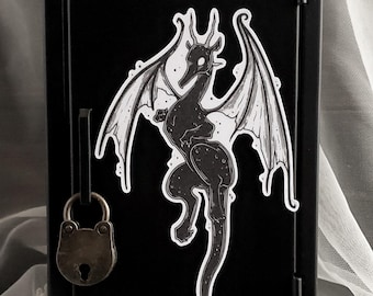 Dragon Magnet | Gothic Dark Fantasy