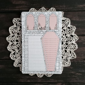 Vampire&#39;s Crypt Tagesplaner / Stundenplaner Notepad - gruseliges, süßes Goth-Briefpapier