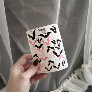 Rosa och svart fladdermusdekaler - Vampyrens krypta - Spöklik söt goth - Planer accents bild 7