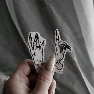 Witch's Claws magnetic Bookmark SET, Spooky cute, Goth image 4