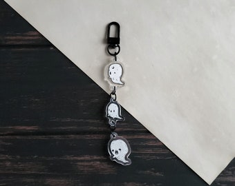 Ghost charm keychain - Creepy Cute- Goth - Multi-Charm