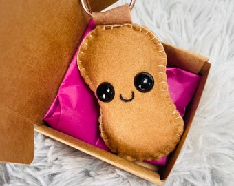 Plush potato keyring, potato gift, kawaii letterbox gift, Hug in box, Cute little potato, potato in a box, Pocket hug, felt potato keychain