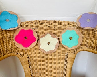 Felt Doughnut Bunting, Doughnut Banner, Donut bunting, kids room decor, Donut Banner, Party Decor, Spring Banner, doughnut party decor