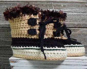 Baby Hiking Boots, Summit Boots, Baby Booties, Baby Snow boots, Winter Baby Booties, Baby Booties that Tie
