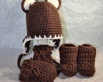 Teddy Bear Hat, Mittens and Booties size 0 to 6 Months