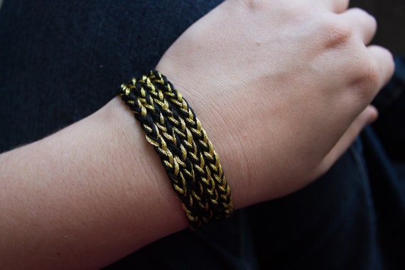 kala dhaga bracelet