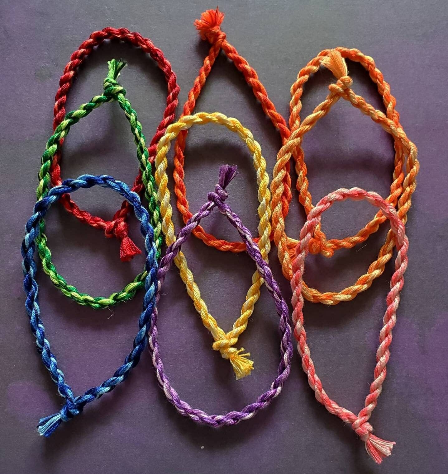 Autrucker Friendship Bracelet Making Kit DIY Toy Braided Bracelet Rainbow Friendship  Bracelet Creative Bracelet Making Toys 3Pack 