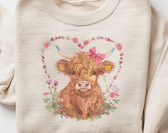 Highland Cow Sweatshirt, Cow Hooded Sweatshirt, Farm Life, Highland Cow Gift, Cute Graphic Tee, Farm T-Shirt, Western Sweater, Gift For Her