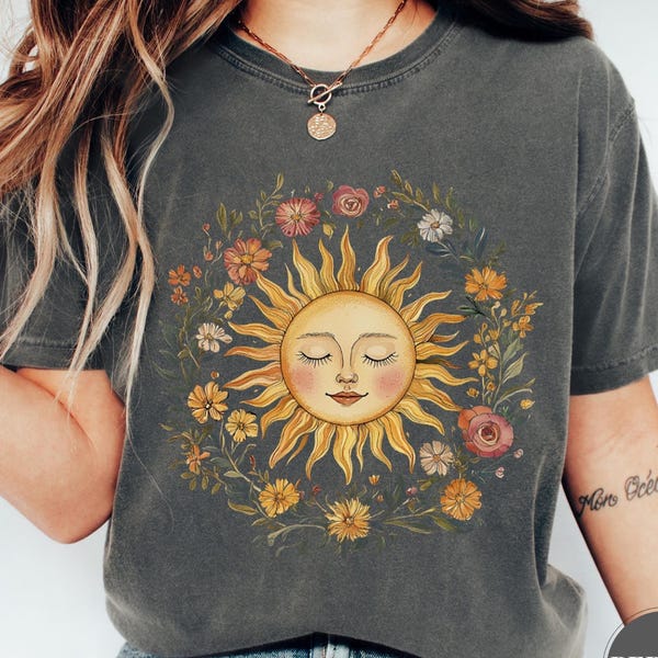 Boho Spiritual Sun T-Shirt, Cute Bohemian Tee, Celestial Hippie Clothing, Vintage Women Clothing, Hippy Clothes, Chic Style, Floral Outfit
