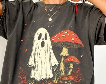 Cottagecore Ghost Mushroom T-Shirt, Comfort Colors Halloween Shirt, Spooky Season Tee, Autumn Outfit, Cute Women Attire, Fall Sweatshirt