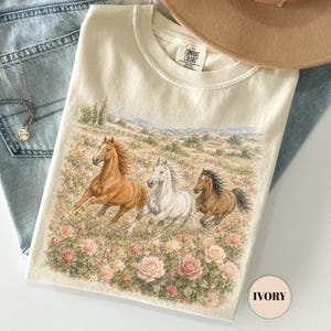 Western Horse Comfort Colors® T-Shirt, Wildflower Tee, Cowgirl Floral Graphic Tshirt, Boho Country Aesthetic Top, Rose Field Equestrian Gift
