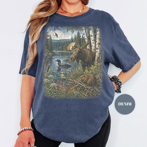 Vintage Nature Wildlife T-shirt, North Woods Tee, Cottagecore Lake Loon-grafik, Stora komfortfärger, Cabincore-present, Friluftskläder bild 4