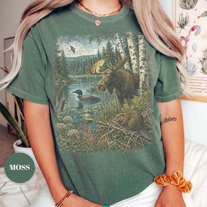 Vintage Nature Wildlife T-shirt, North Woods Tee, Cottagecore Lake Loon-grafik, Stora komfortfärger, Cabincore-present, Friluftskläder bild 2