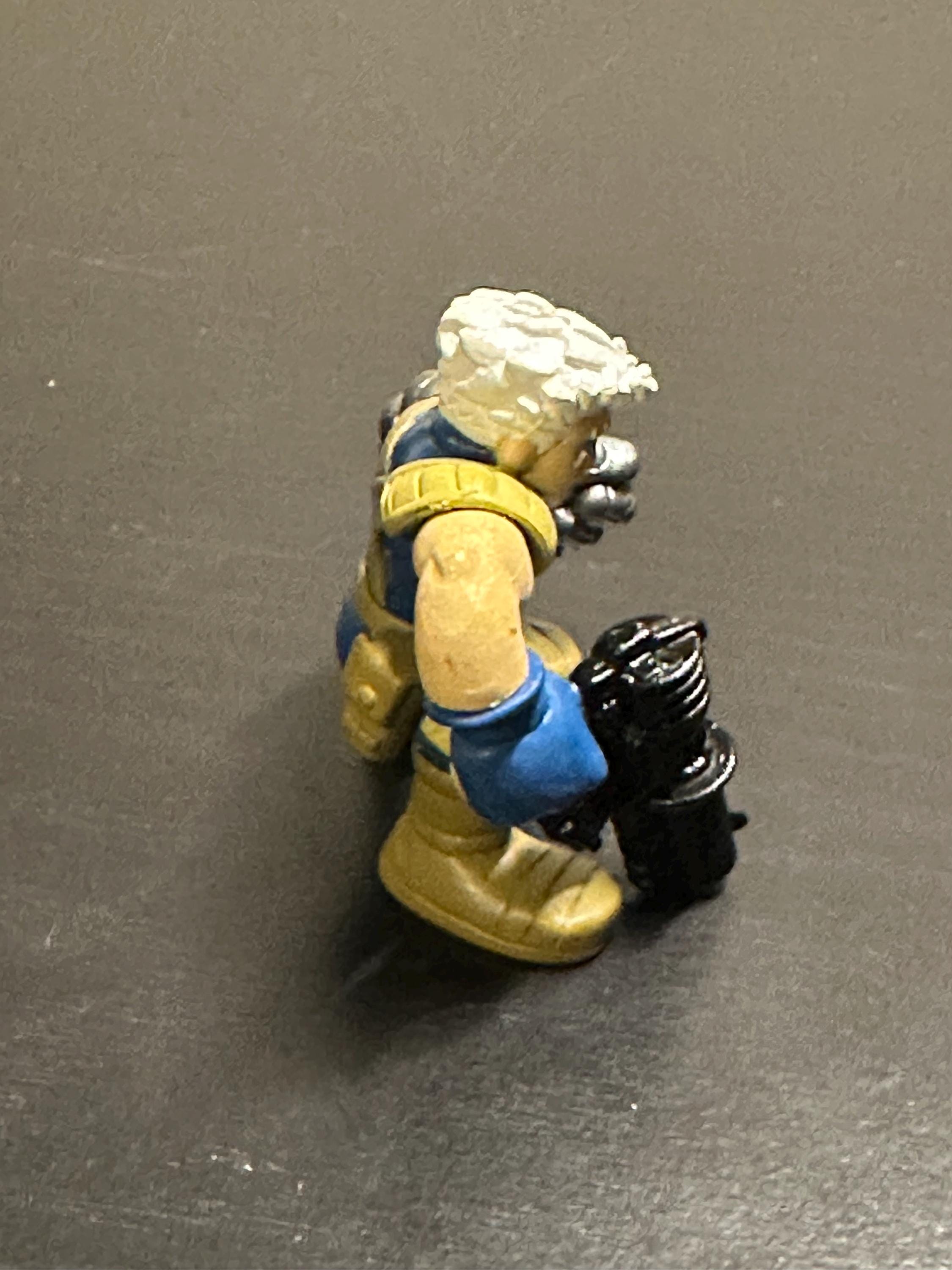 Vintage Hasbro Super Hero Squad Mini Figure Marvel X-Men Cable image 2
