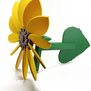 3D Printed Outdoor Sunflower Windmill
