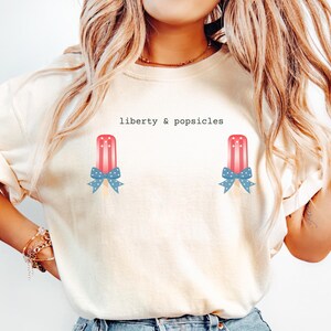 4th of July shirt, patriotic tee, vintage July 4th shirt, stars and stripes, red white blue shirt, independence day shirt, USA t-shirt