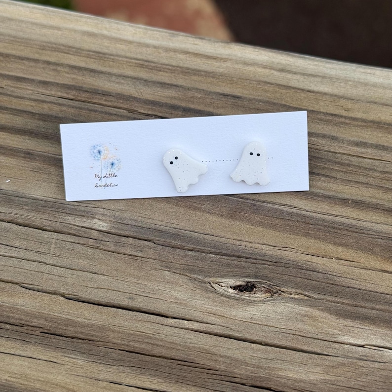 Halloween Clay Stud Earrings: Polymer Clay Spooky Jewelry ghosts ( wavy)