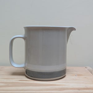 Vintage Arabia Finland Pitcher – Raija Uosikkinen &#39;Salla&#39; Series – Scandinavian Ceramic Jug – Mid-Century Nordic Design