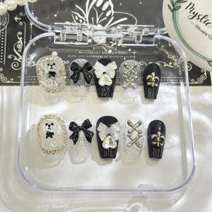 Teddy Noir – Handmade Gothic Lolita Press-On Nails (Bear, Bow, Cross Nail Art)