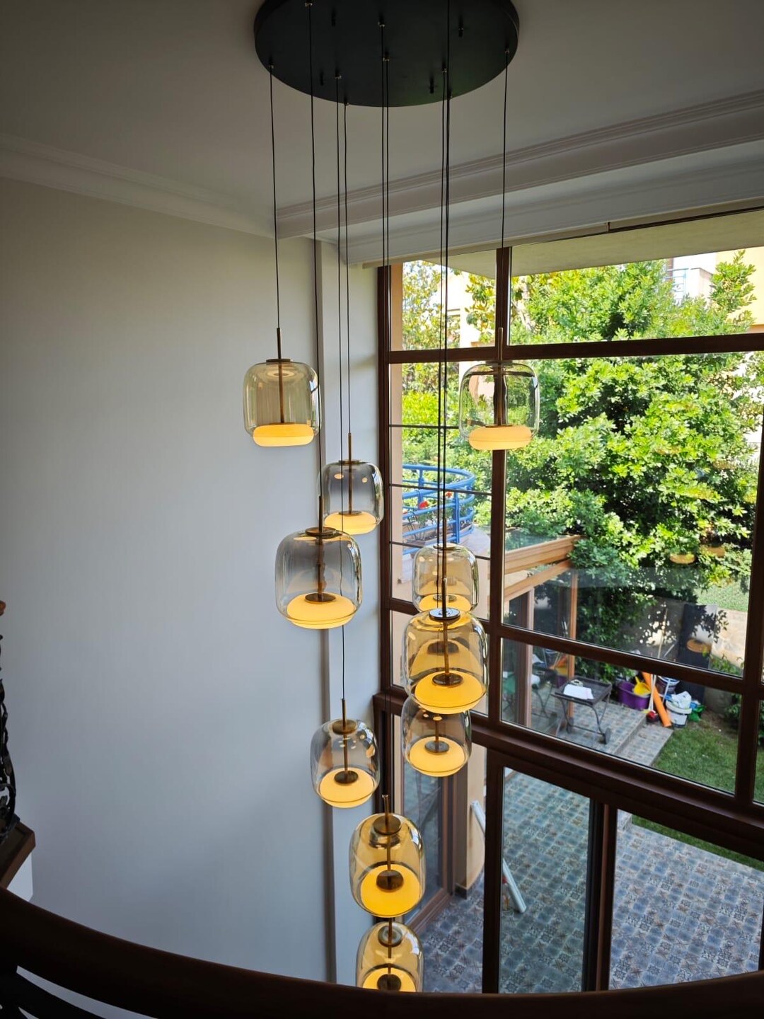 空間をよりスタイリッシュに ガラス製 1灯ペンダントライト UMAGE