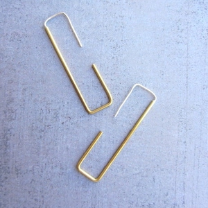 Rectangle gold brass hoop simple modern long wire earrings, Rectangle earrings, Square earrings, Modern earrings, Geometric, gift for women imagem 1