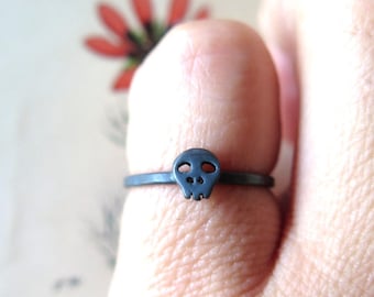 Black skull ring, Gothic ring, Sterling silver skull ring, Halloween ring, Oxidized silver ring, Silver skull, Black ring, Gothic jewelry