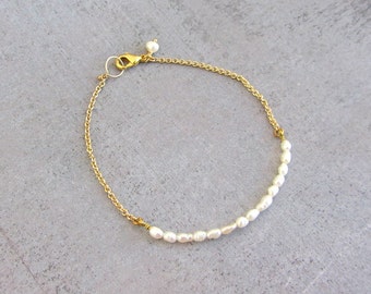 Dainty pearl bracelet, gifts for women, tiny pearl bracelet, gold filled bracelet, beaded bracelet, bridesmaid gift, June birthstone