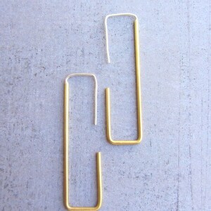 Rectangle gold brass hoop simple modern long wire earrings, Rectangle earrings, Square earrings, Modern earrings, Geometric, gift for women imagem 4