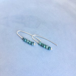Beaded quartz threader arc earrings, Sterling silver earrings with green quartz gemstones, Open hoop earrings, Wishbone earring gift for her image 2