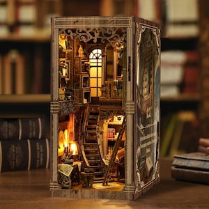 DIYブックヌークキット - LEDライト付き古代書店ミニチュア | 3D木製パズル本棚インサート | ブックヌークジオラマギフト