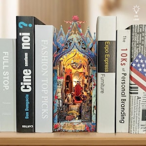 DIY Twilight Castle Bücherecke Kit - 3D Holzpuzzle, Miniatur Bücherregal Einsatz, magische Schlossdekoration, einzigartiges Geschenk für Hobbyisten & Leser