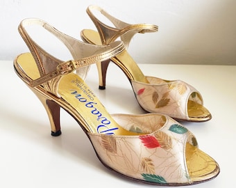 Vintage 1950s Gold Stiletto Heels Leaf Inlay Formal Ankle Strap Mules Paragon 6.5/7