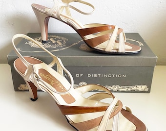 1960s Leather Slingback Sandals Neutral Tone Tan Vintage Women's Heels