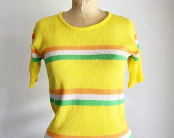 Vintage 1970s Yellow Striped Short-Sleeve Sweater Mod Knit Top S/M