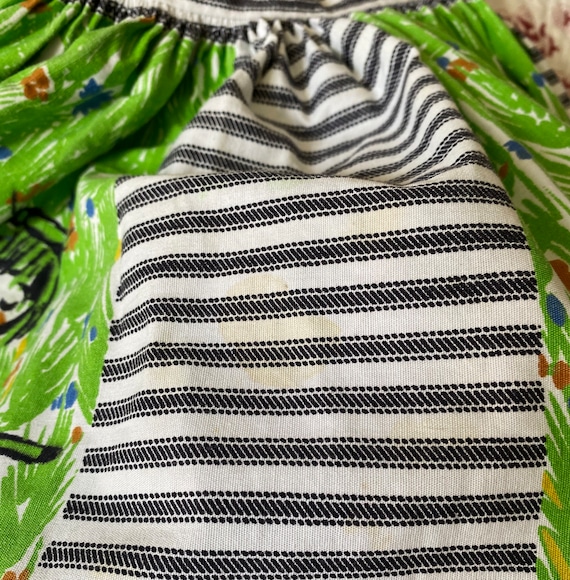 Vintage Scarecrow Print Skirt 1950s Novelty Fabri… - image 7