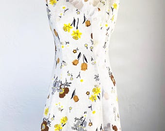 Vintage 1960s Floral Print Cream Linen Ruffle Trim Mod Dress XS