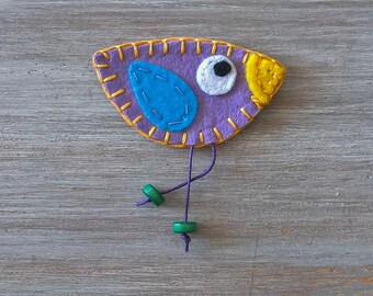 Felted Bird Brooch: Hand Sewn Wool Accessory