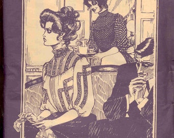 Peut inclure: Un patron de couture vintage pour une blouse de style Gibson Girl. Le patron est de Folkwear et porte le numéro 205. Le patron comprend des instructions pour l'insertion et les techniques de fronçage.