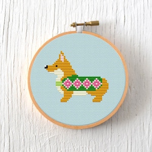 PDF Pattern - Festive Corgi Cross Stitch Pattern, Christmas Corgi Cross Stitch Pattern, Christmas Dog Cross Stitch Pattern